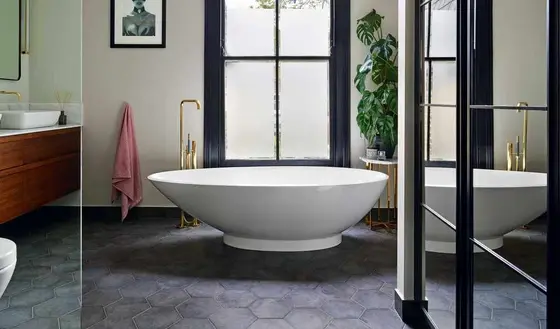 5 Common Bathroom Cabinet Organization Blunders to Avoid