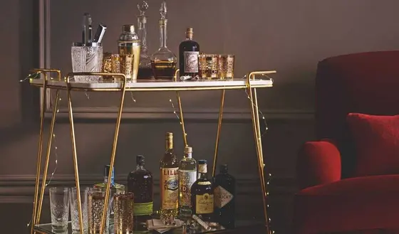 Creative Ways to Host a Cocktail Party in Style