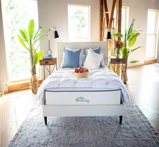 The Quiet Rise of My Green Mattress