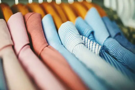 10 Smart Tips for Organizing a Small Closet with Style