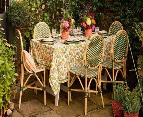 Transform Your Garden Party Decor with Simple Chic Tips