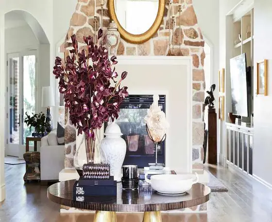 6 Essential Tips for a Clutter-Free Entryway with a Landing Pad