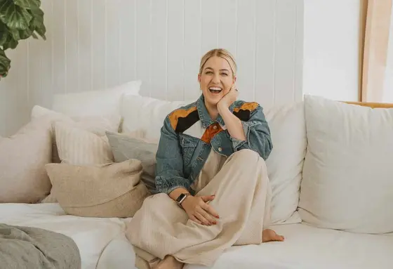 Jenna Kutcher's Journey from Hustle to Happiness