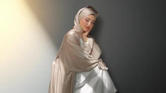 Mariam’s Collection or Competitors? Here's What Each Does Best