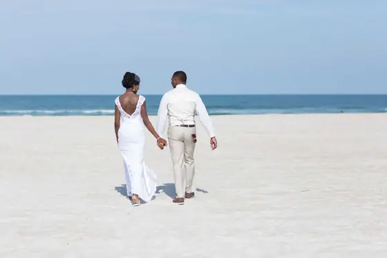 Affordable Wedding Invitations and 9 Smart Ways to Save on Your Wedding