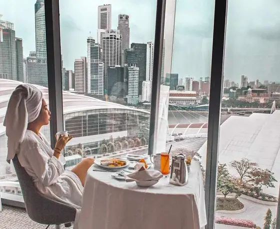 8 Signs You Might Be Spending More Than You Can Afford