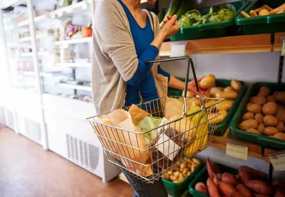 8 Smart Food Swaps to Help You Save Money Amid Inflation