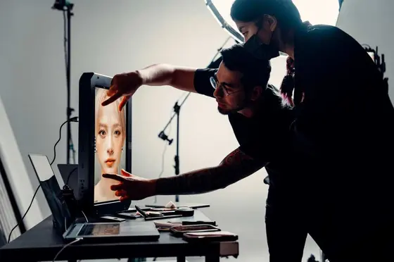 Digital Cameras' New Wave: Brands to Know This Year