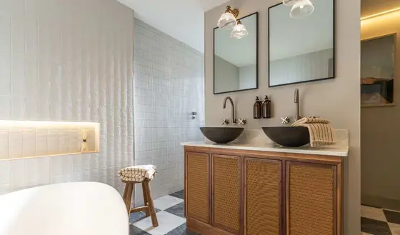 Transform Your Bathroom for a Stress-Free Morning Routine