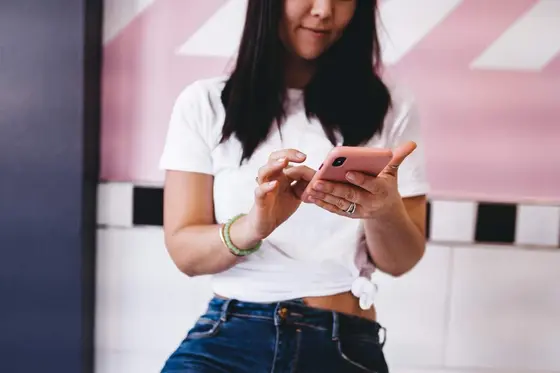 Shopping Apps Simplify Life but Can Lead to Overspending: Here’s How to Combat It