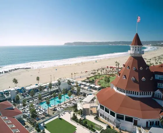 The Honest Take on Hotel del Coronado (From Someone Who Shops It)