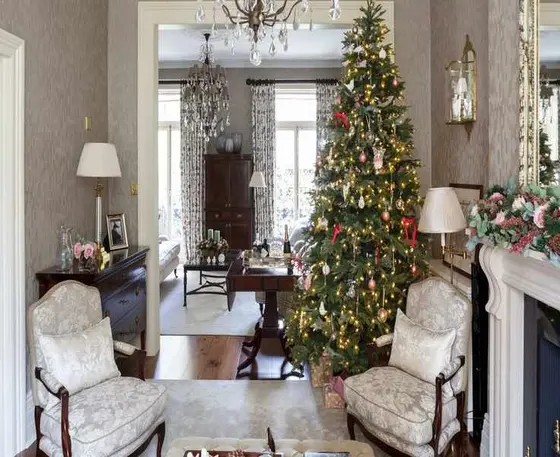 7 Key Areas to Declutter Before Christmas for a Stress-Free Holiday