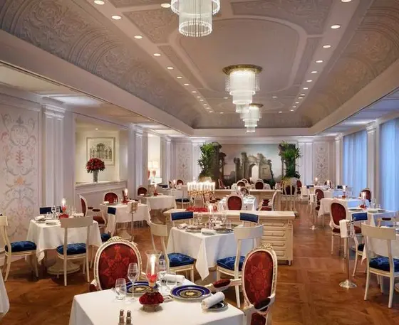 Indulging in Luxury: A Journey to Palazzo Versace Dubai