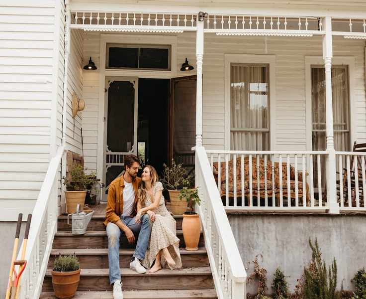 27 Creative Ideas for Long-Distance Relationships to Keep You Close