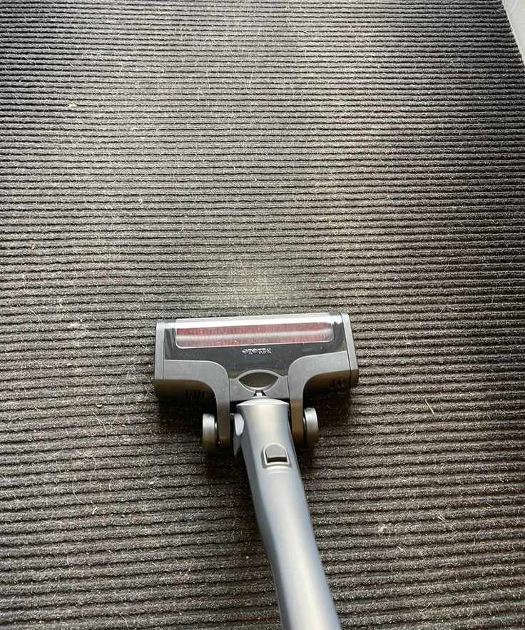 Miele Triflex HX2 Pro vacuuming entrance mat