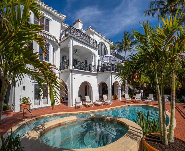 sea palms estate luxury pool with spa
