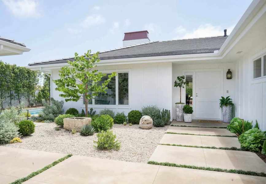 Front yard landscaping ideas using gravel and stone