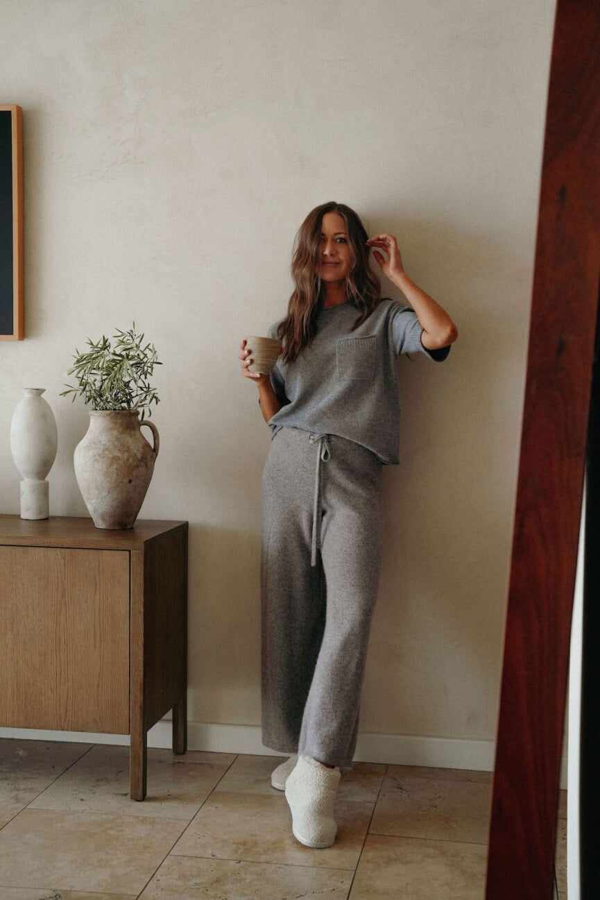 Camille Styles cozy holiday outfit_holiday boundaries