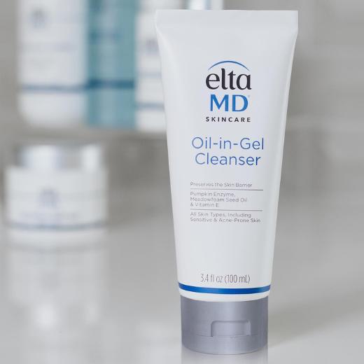 Oil-in-Gel Cleanser