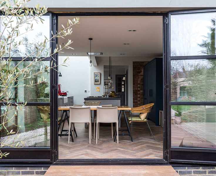 Small dining room ideas with kitchen-diner area