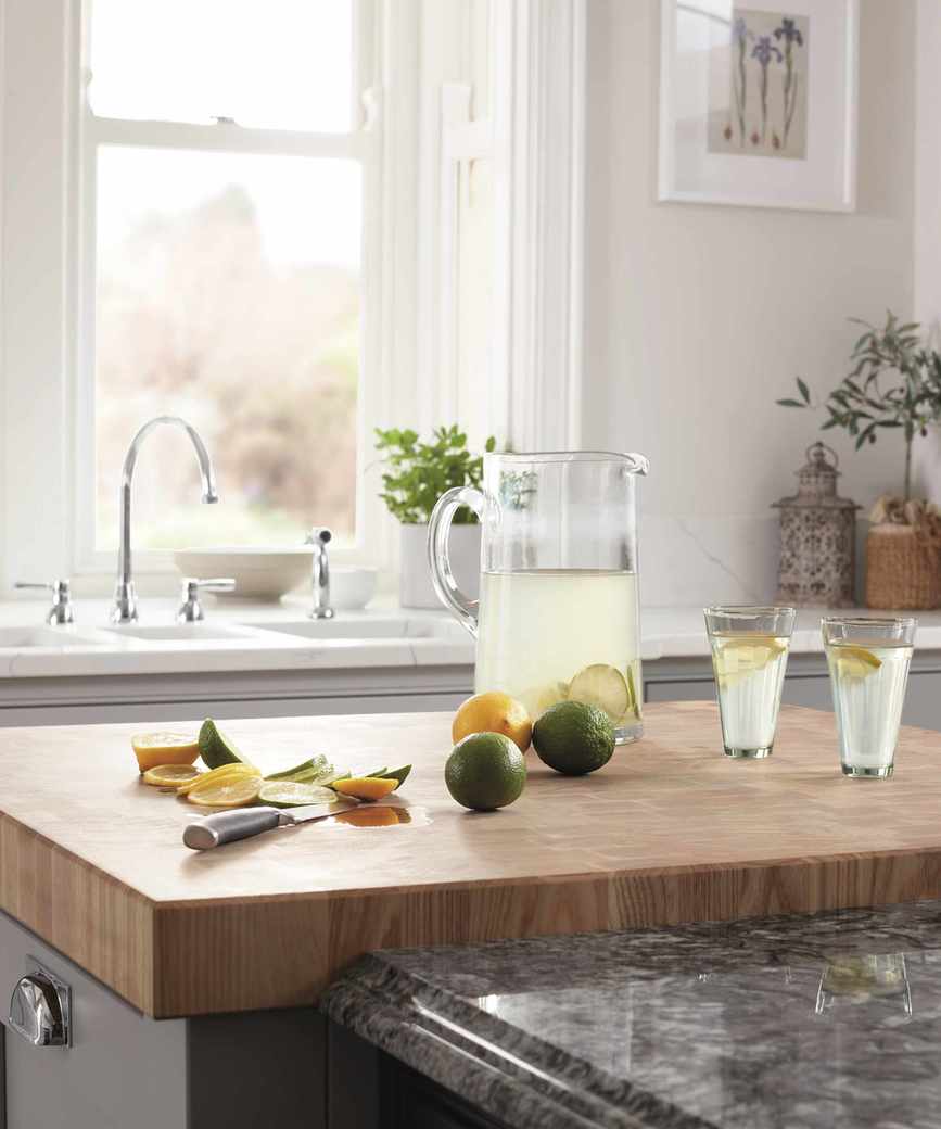 Mixed materials kitchen trend