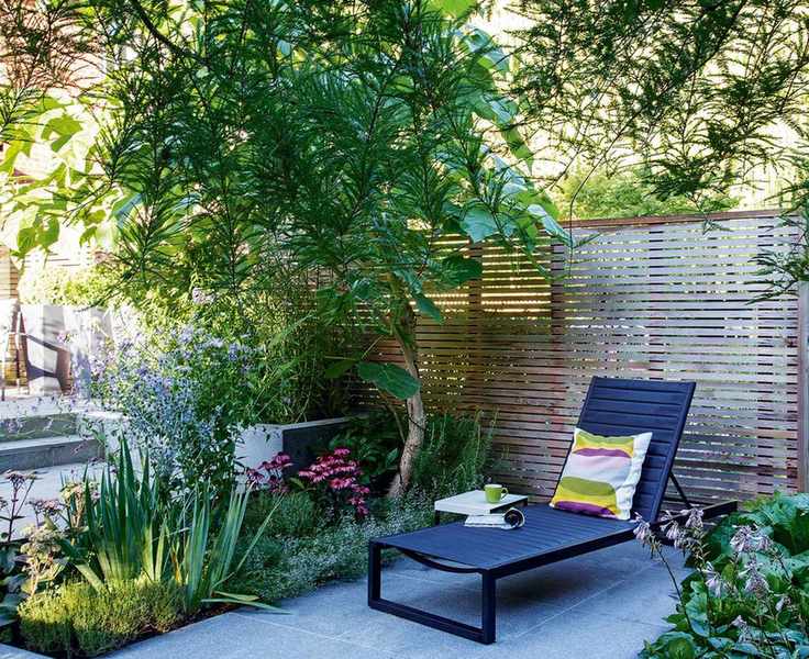 5 Backyard Upgrades That Boost Home Value (And What to Avoid)