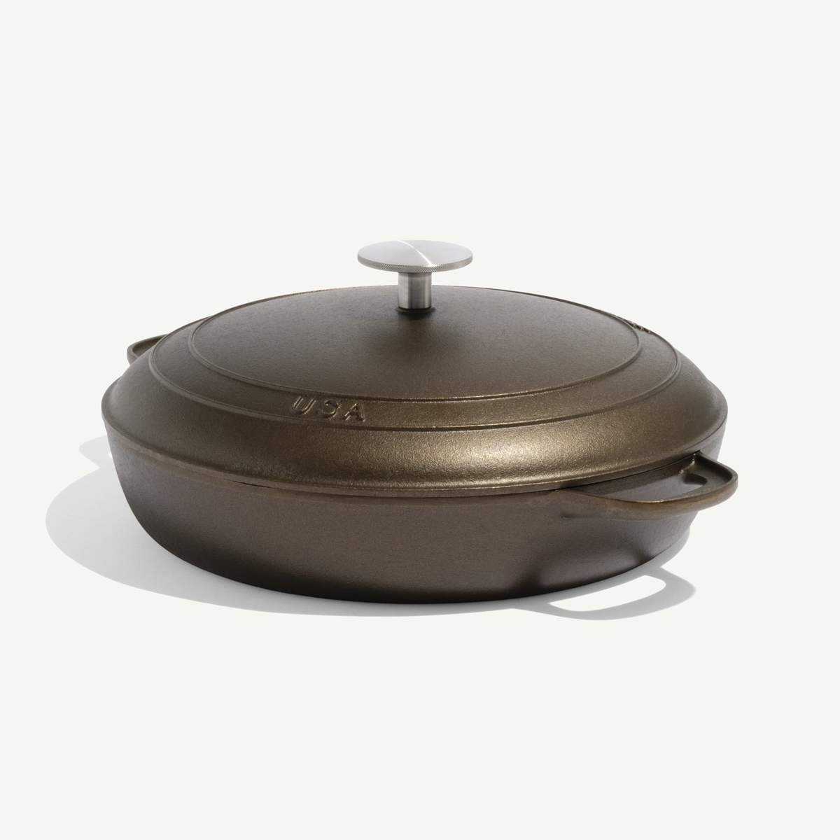 Vintage style cast iron cookware