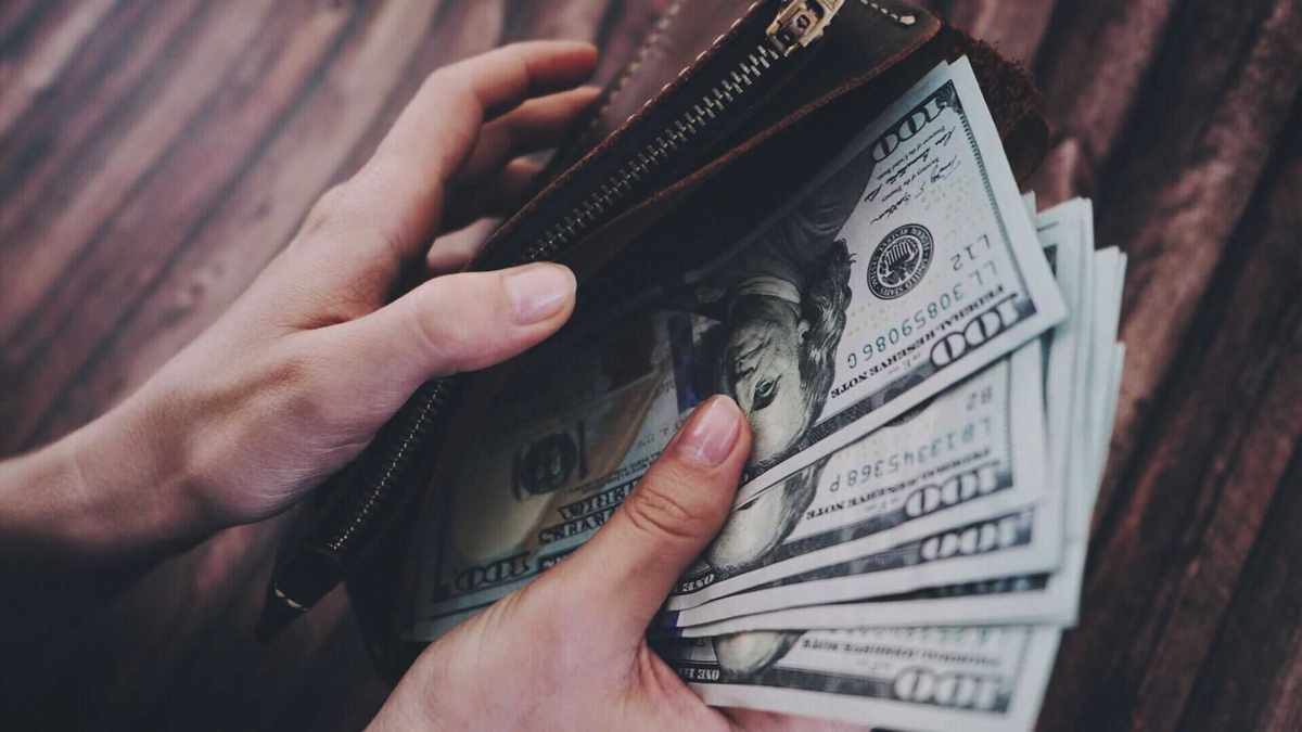 Smart Ways to Save $5,000 Over the Year