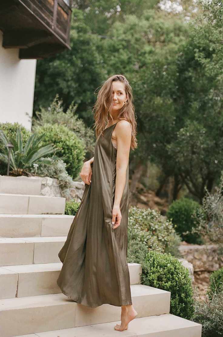 Embrace a Romantic Spring: Enjoy the Season Without Spending