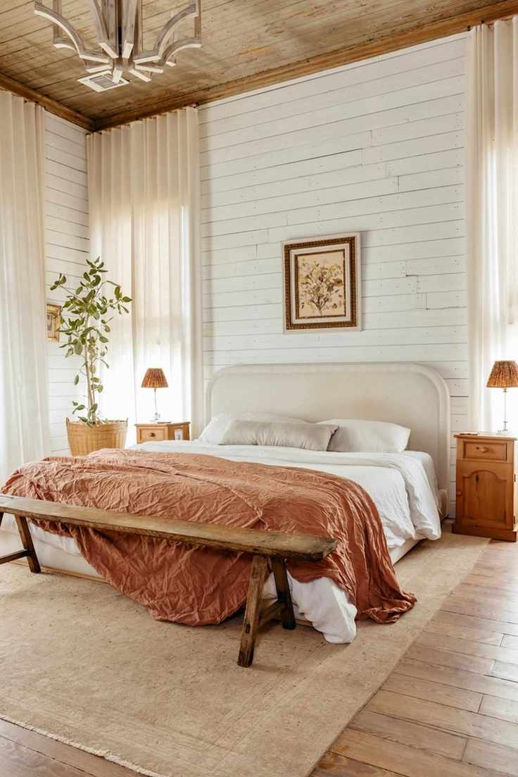 10 Thrifted Home Essentials That Outshine Brand New Items