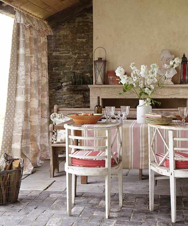 Color psychology: how color affects mood in interior design – red room