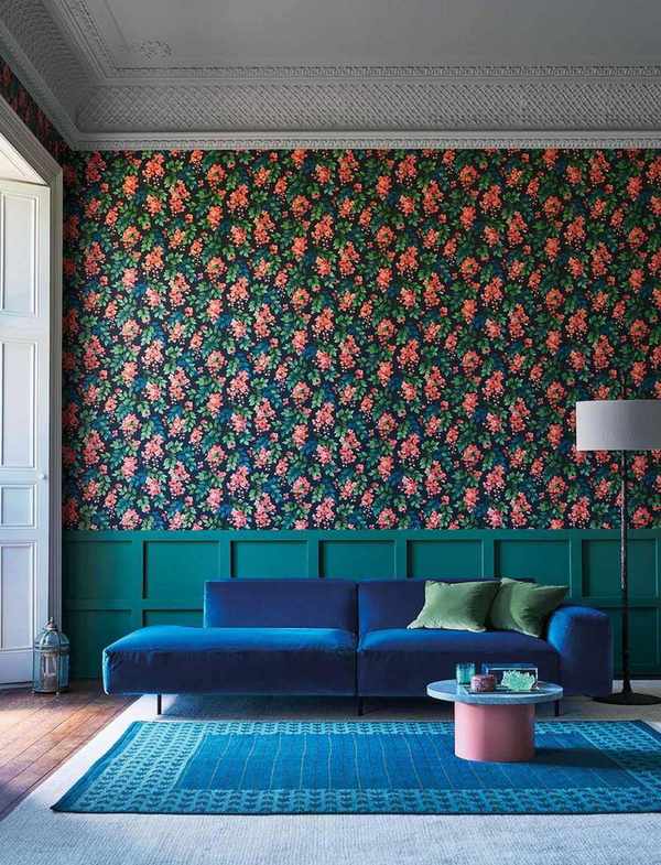 Bougainvillea wallpaper in 117/6017 by Cole & Son
