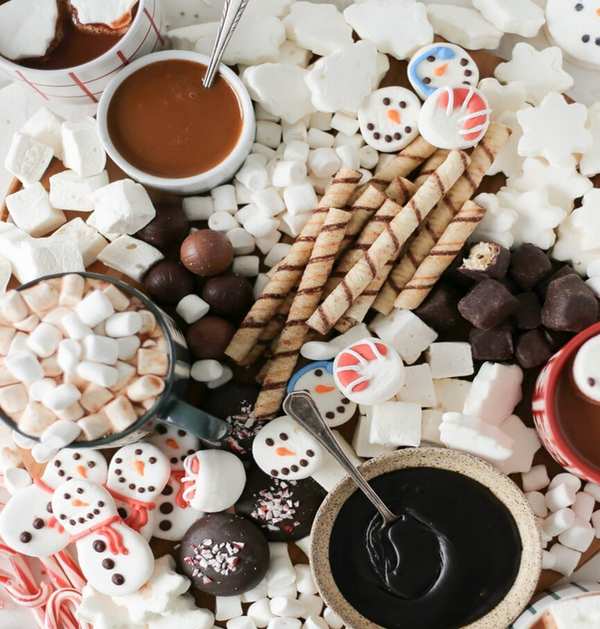 hot chocolate board for easy holiday dessert gathering
