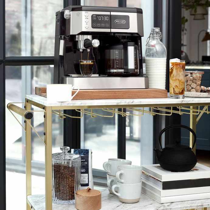 De’Longhi combination maker on a coffee cart