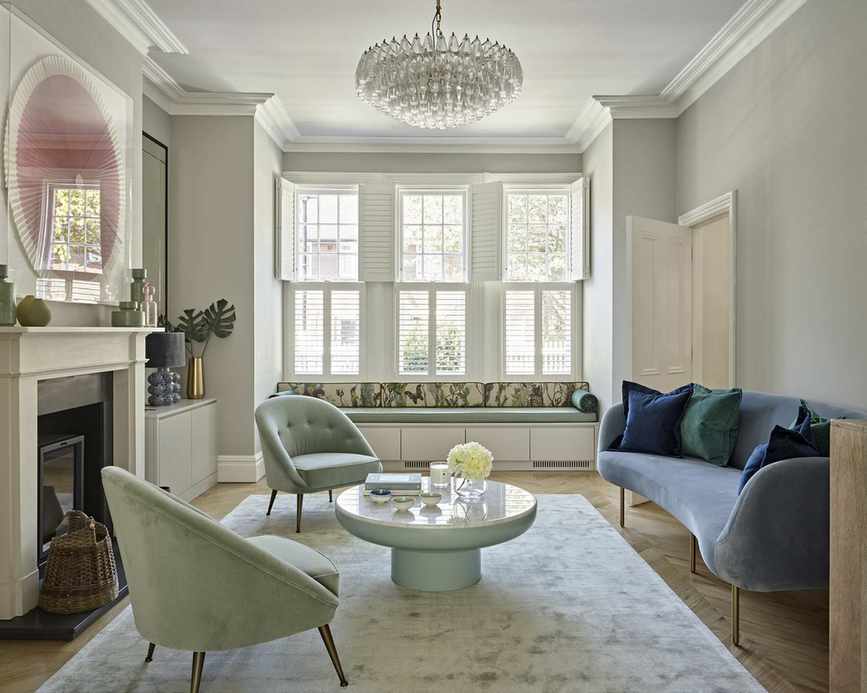 Modern crystal chandelier made with glass tubes