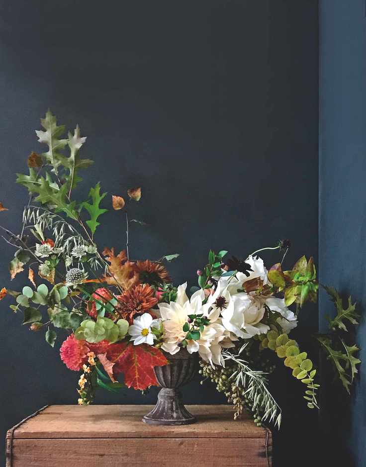 Christmas flower display centerpiece