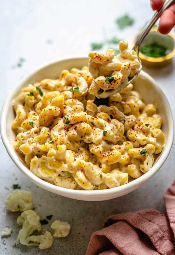 vegan-cauliflower-mac-and-cheese-recipe-easy-plantbased
