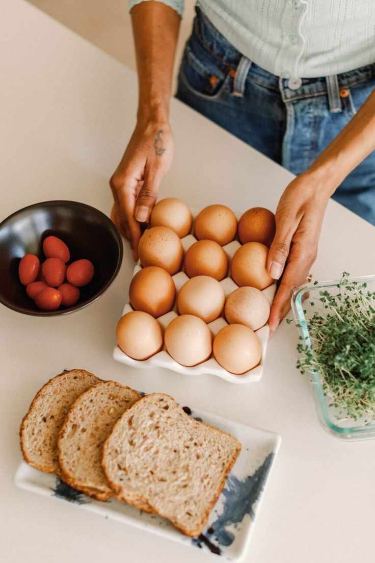 Intermittent Fasting for Women: Understanding Hormonal Responses