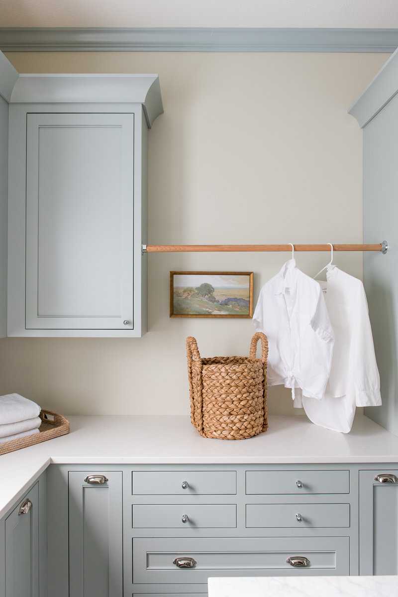 whittney parkinson design laundry room hanging bar
