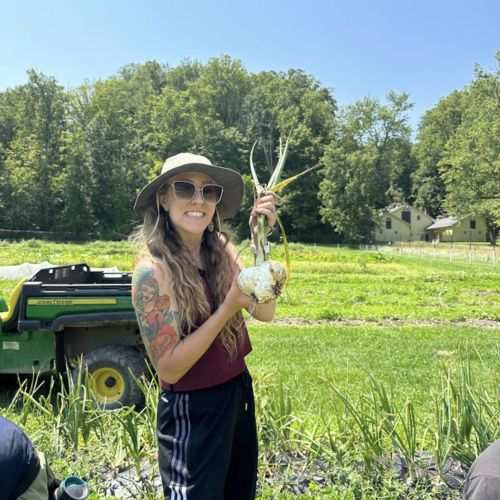 Sarah Akovic, fruit growing expert