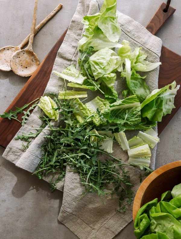 washing greens for meal prep