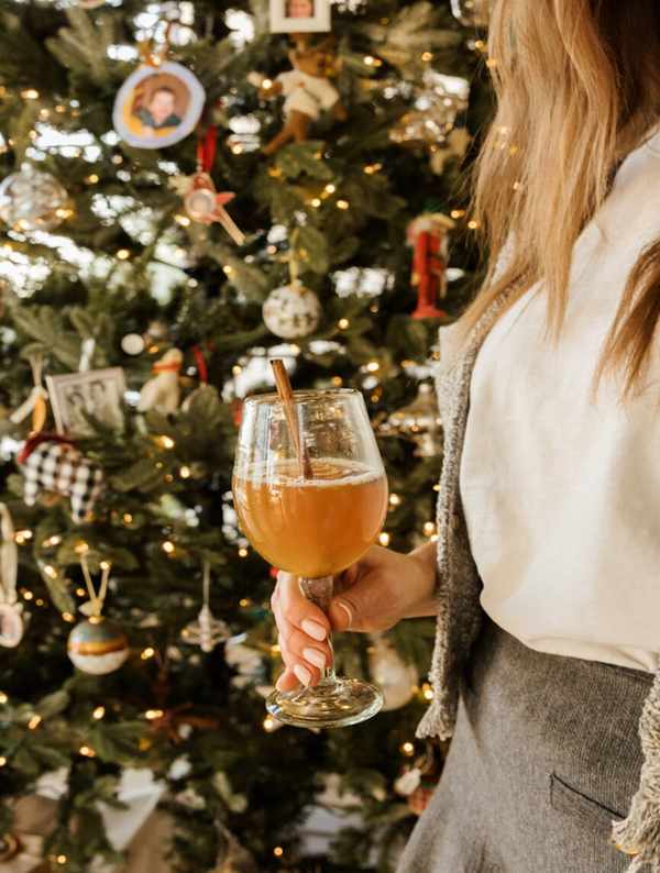 Apple vanilla chai hot toddy