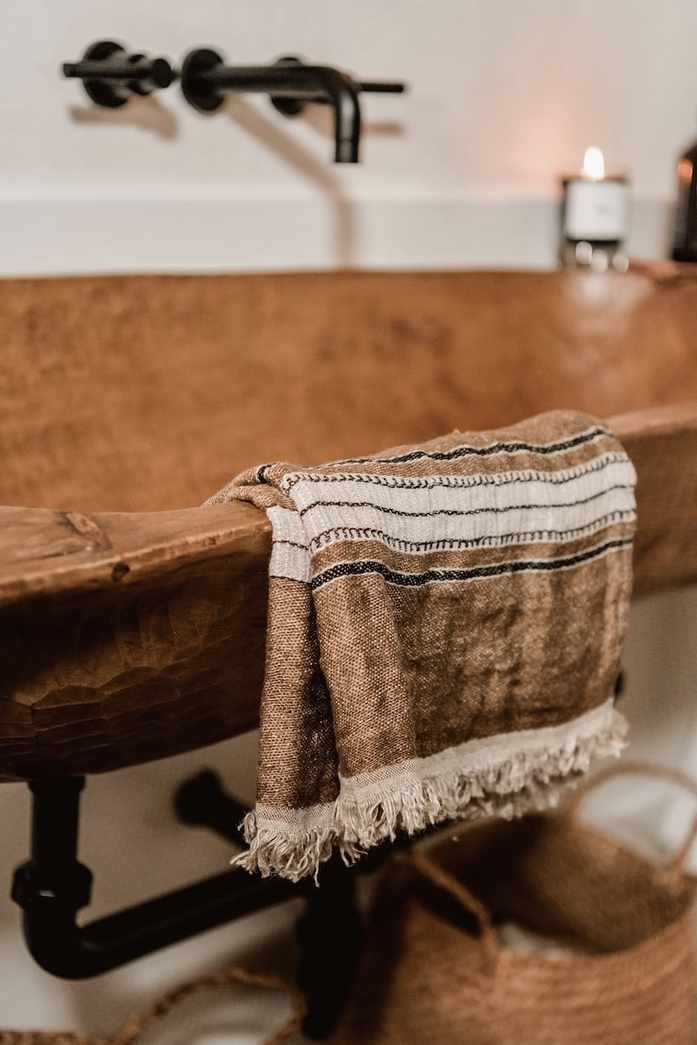 Rustic bathroom sink DIY