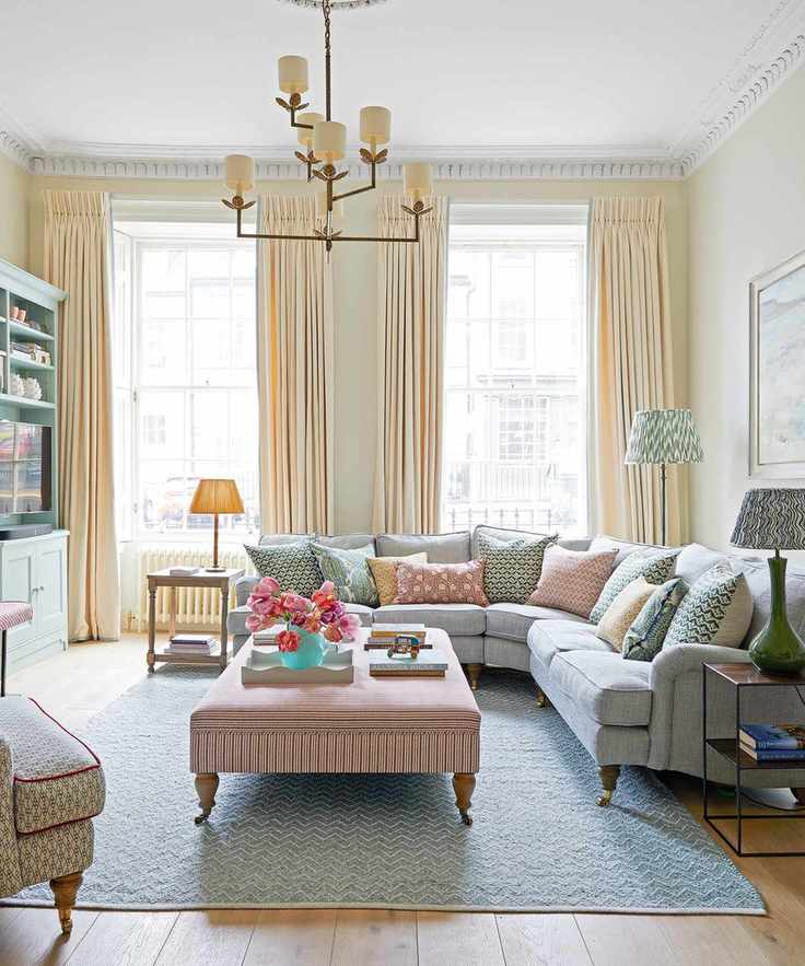 Cream walls with blue rug