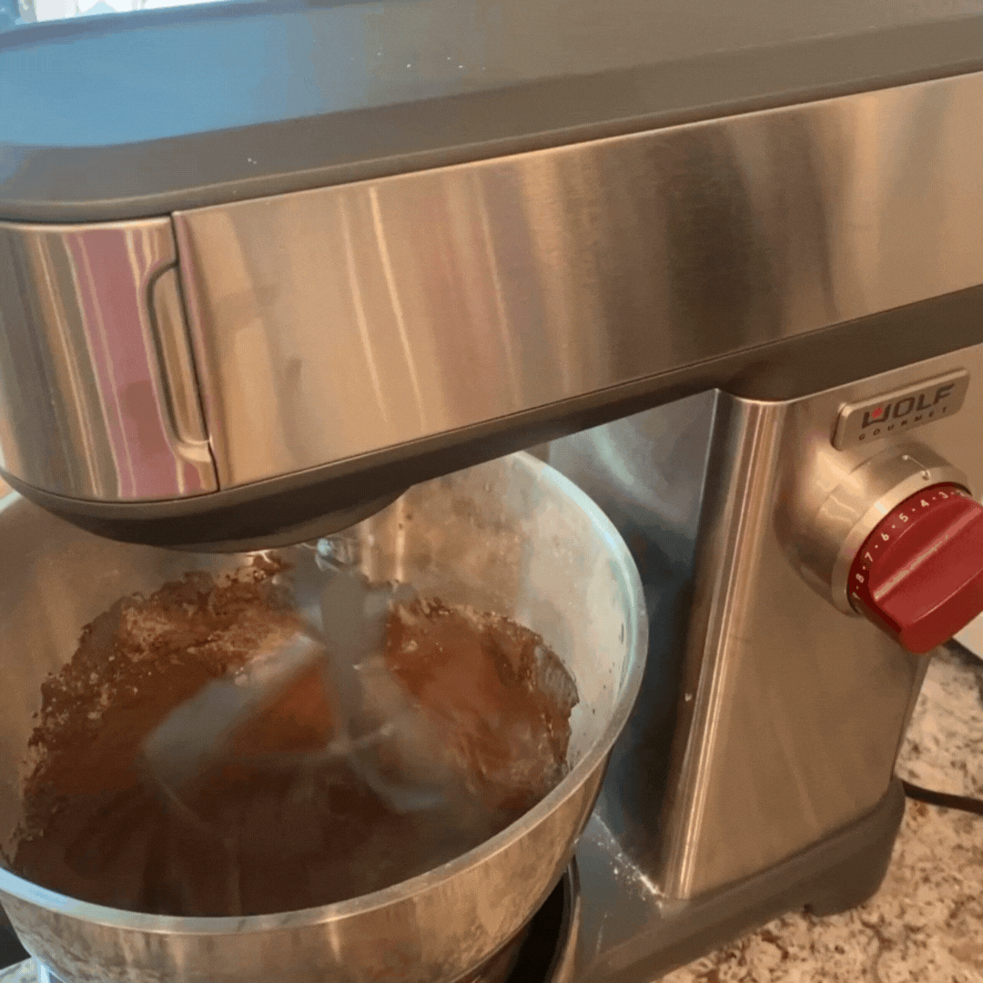 wolf stand mixer review: cake batter