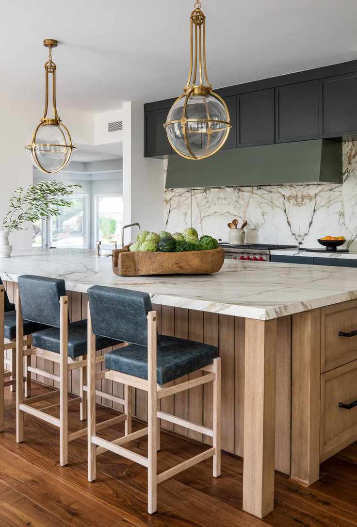 Kitchen with Neolith countertops