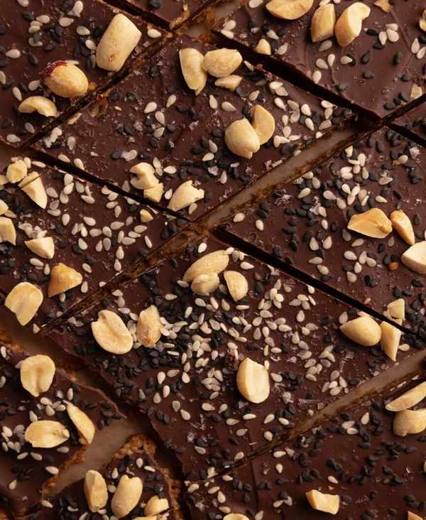 Puffed Quinoa Chocolate Bark