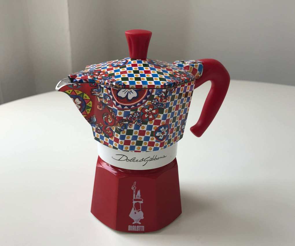 D&G moka pot on table