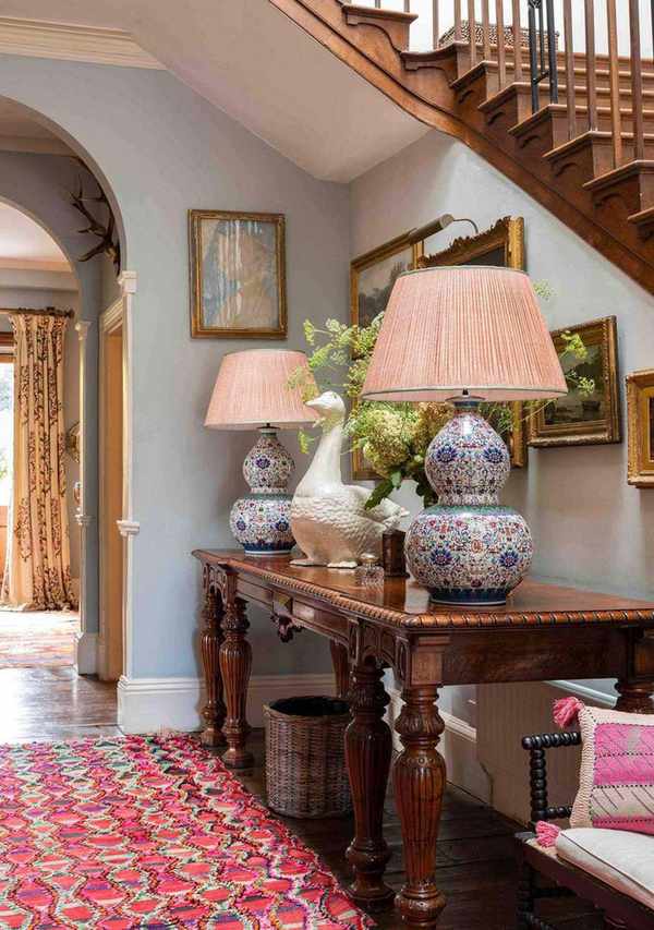 decorating a console table in an entryway
