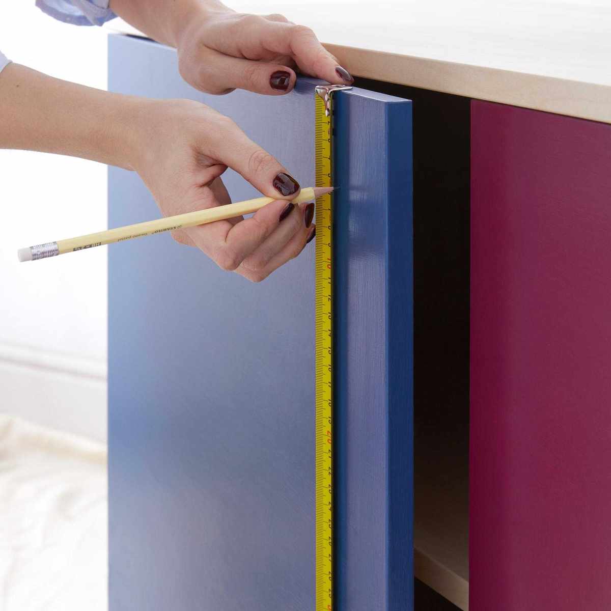 Measuring for kitchen cabinet handles